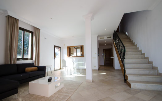 Beachfront Apartment Puerto Banús