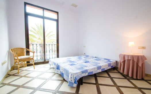 Beachside Apartment For Sale Marbella