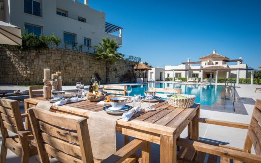Apartment With Mountain Views Marbella