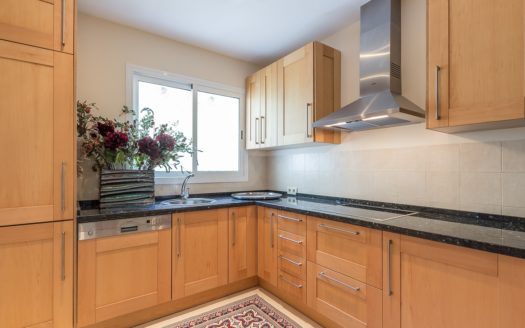 Apartment With Mountain Views Marbella