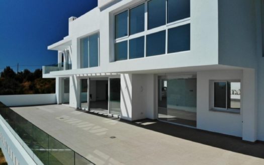 House with Sea and Mountain Views Marbella