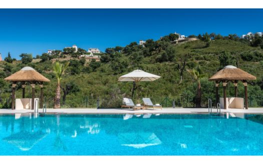 Apartment With Mountain Views Marbella