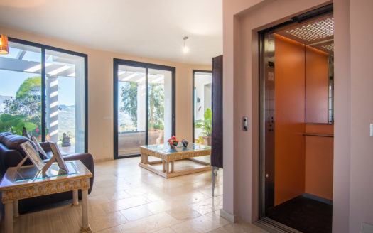Detached Villa For Sale Marbella