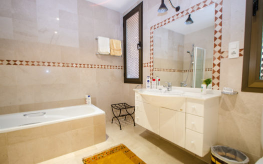 Sea View Villa with Private Pool For Sale Marbella
