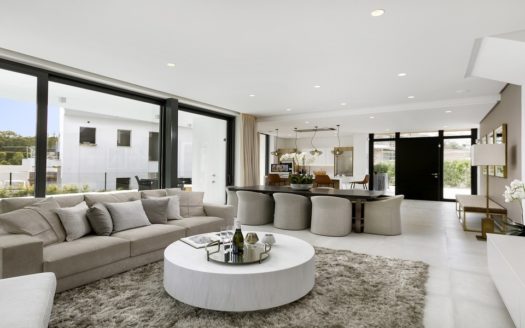 New Villas Under Construction in Atalaya, Estepona