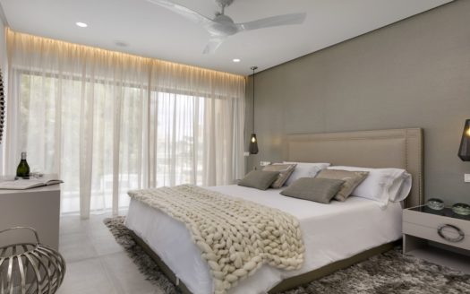 New Villas Under Construction in Atalaya, Estepona