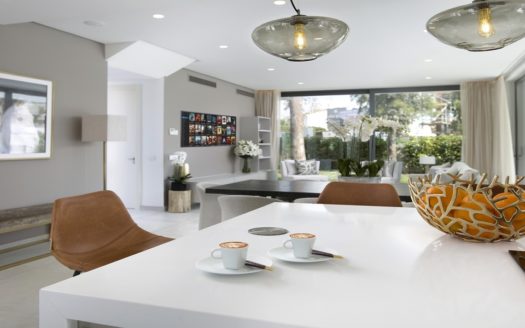 New Villas Under Construction in Atalaya, Estepona