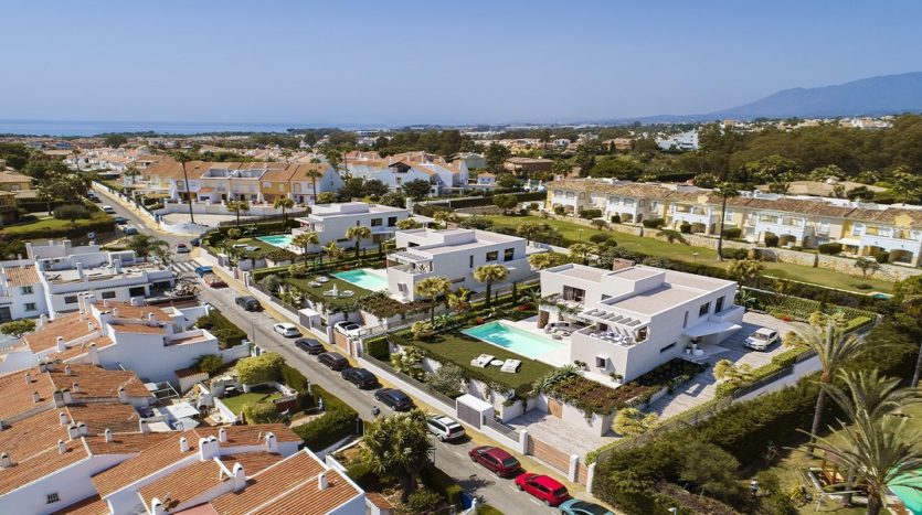 villas in Atalaya, Estepona