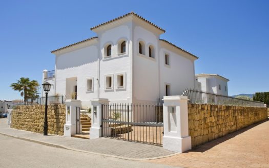 Spanish Style Detached Villas For Sale Marbella