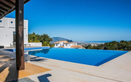Modern 6 Bedroom Villa With Beautiful Sea And Mountain Views